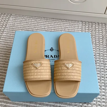 プラダ スリッパ