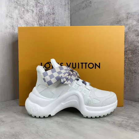 ルイヴィトン スニーカー