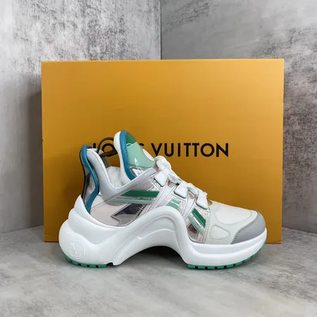 ルイヴィトン スニーカー