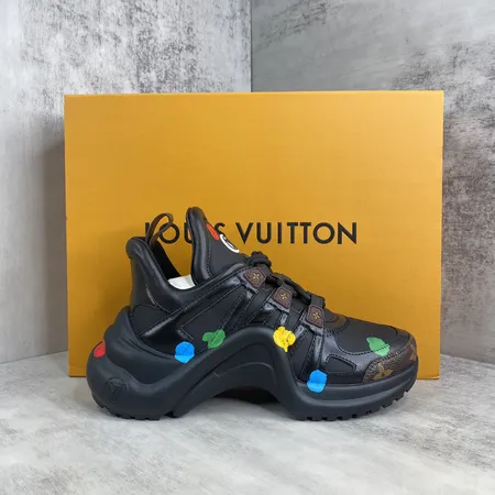 ルイヴィトン スニーカー