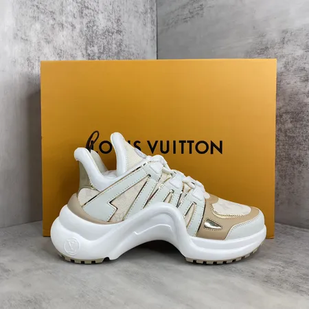 ルイヴィトン スニーカー