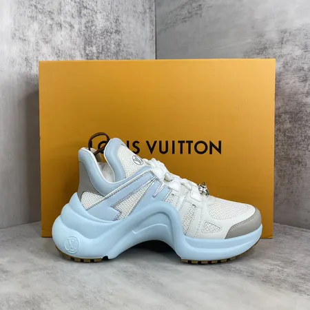 ルイヴィトン スニーカー