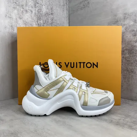 ルイヴィトン スニーカー