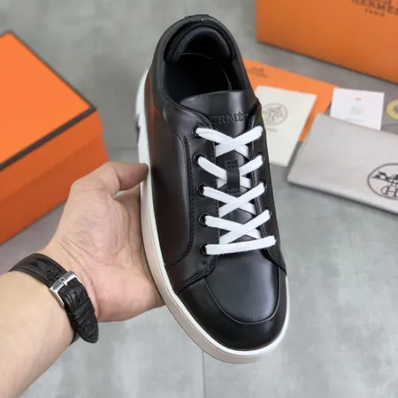 エルメス カジュアルシューズ