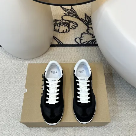 セリーヌ スニーカー