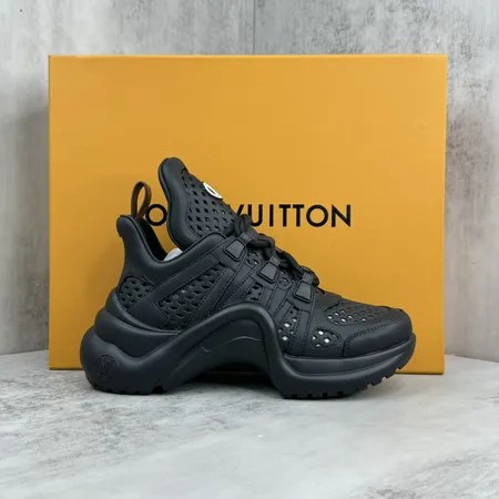 ルイヴィトン スニーカー