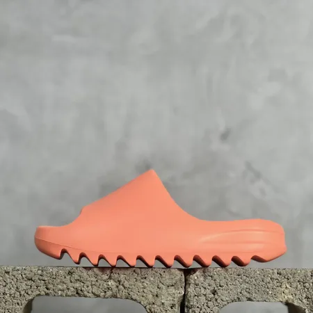 アディダス スリッパ