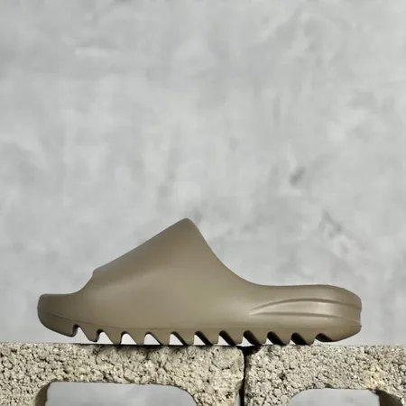 アディダス スリッパ