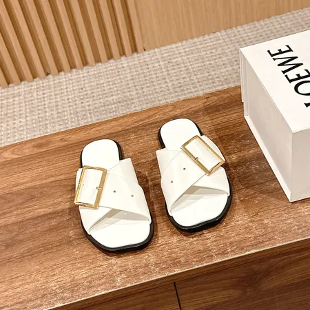 ロエベ スリッパ