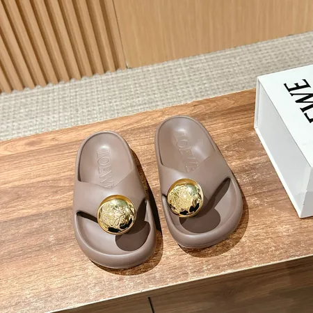 ロエベ スリッパ