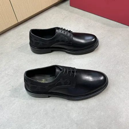 ヴァレンティノ ビジネスシューズ