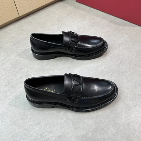 ヴァレンティノ ビジネスシューズ