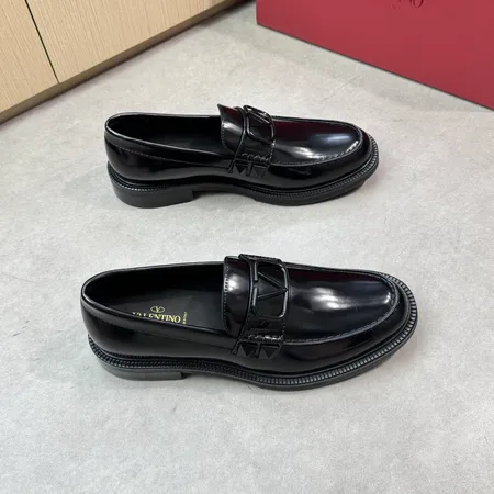 ヴァレンティノ ビジネスシューズ