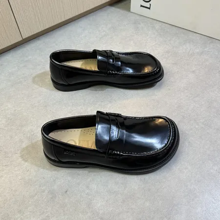 ロエベ ビジネスシューズ