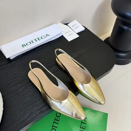 ボッテガ ヴェネタ サンダル