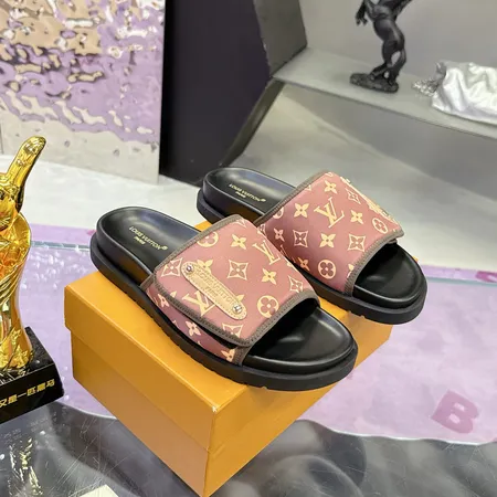 ルイヴィトン スリッパ