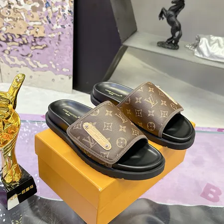 ルイヴィトン スリッパ