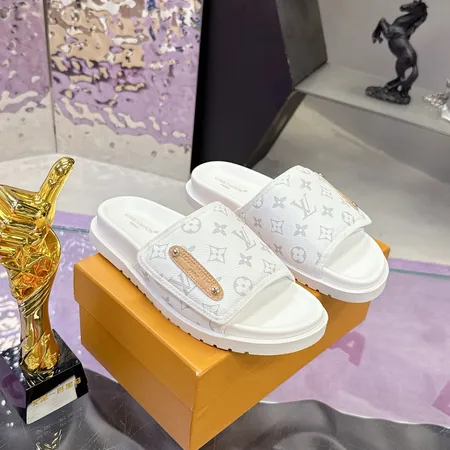 ルイヴィトン スリッパ