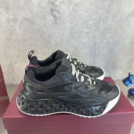 グッチ スニーカー