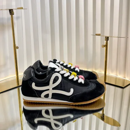 ロエベ カジュアルシューズ