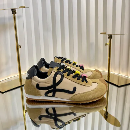 ロエベ カジュアルシューズ