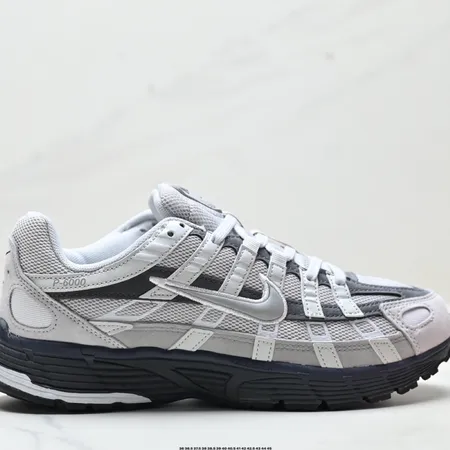 ナイキ スニーカー