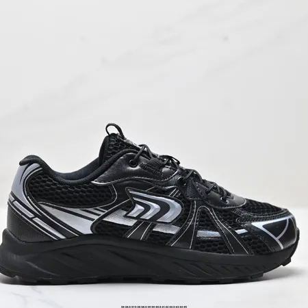 ノースフェイス スニーカー