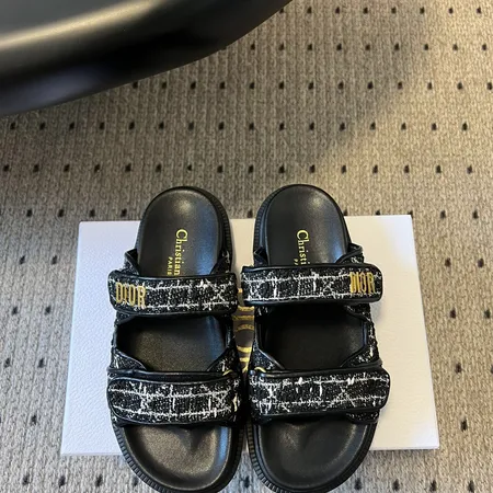 ディオール スリッパ