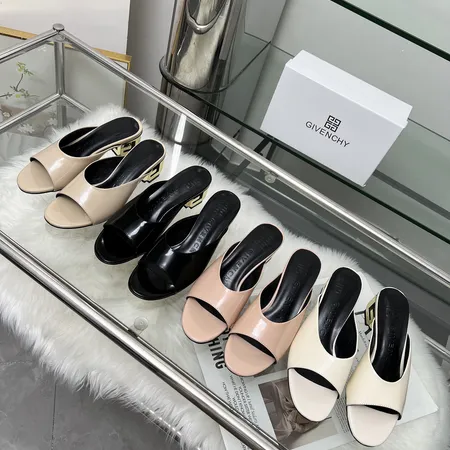 ジバンシィ スリッパ