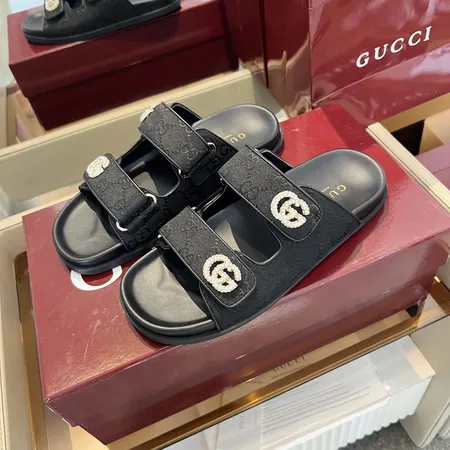 グッチ スリッパ