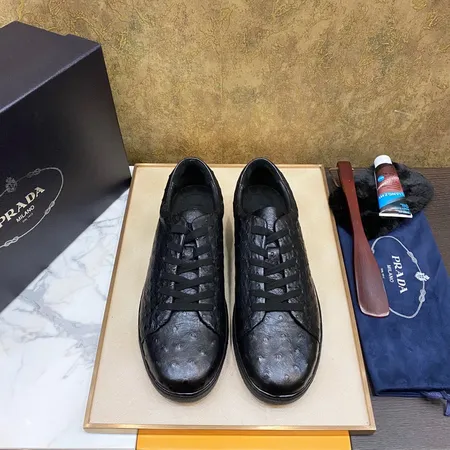 プラダ ビジネスシューズ