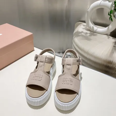 ミュウミュウ サンダル