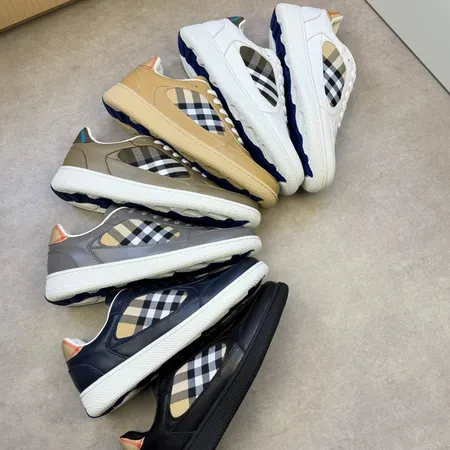 バーバリー ス カジュアルシューズ