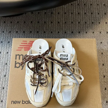 ミュウミュウ スリッパ