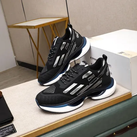 アルマーニ スニーカー