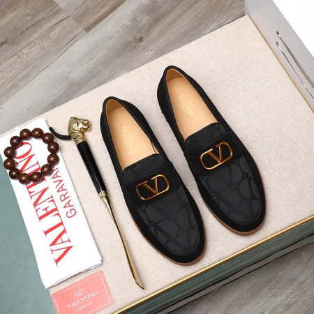 ヴァレンティノ ビジネスシューズ