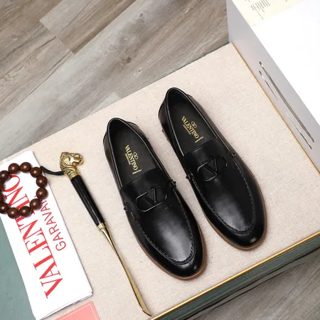 ヴァレンティノ ビジネスシューズ