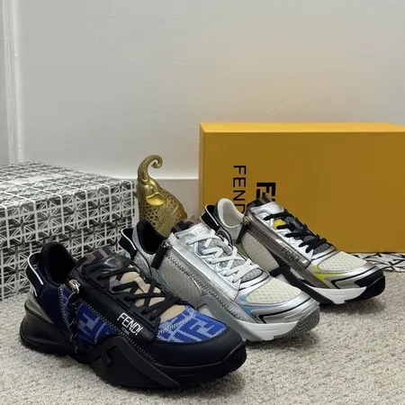 フェンディ スニーカー