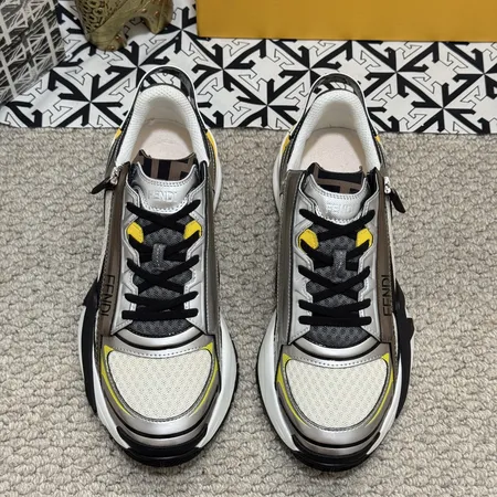 フェンディ スニーカー