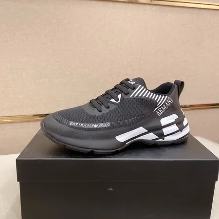 アルマーニ カジュアルシューズ