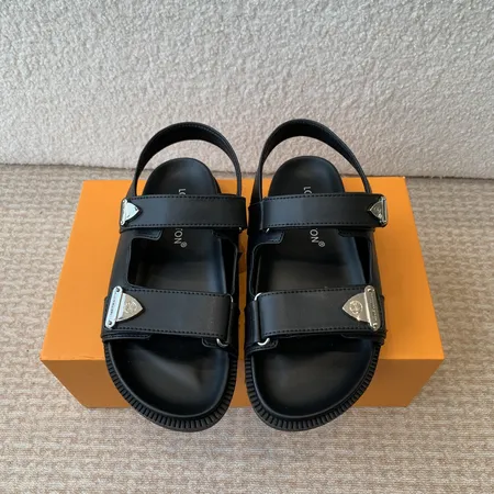 ルイヴィトン サンダル