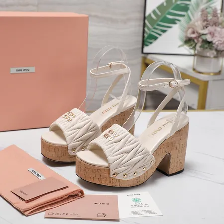 ミュウミュウ サンダル