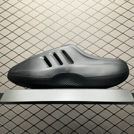 アディダス スリッパ