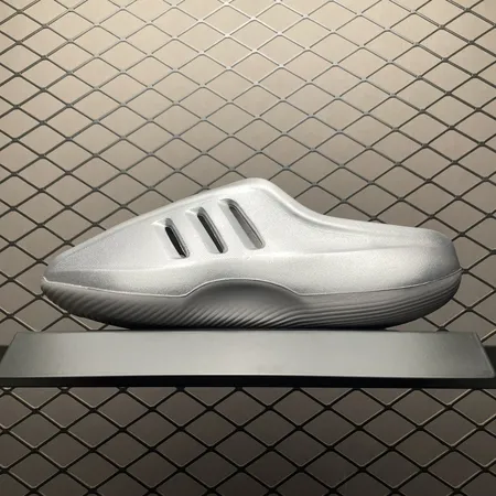 アディダス スリッパ