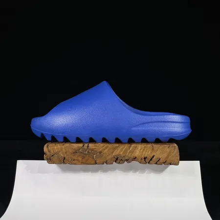 アディダス スリッパ