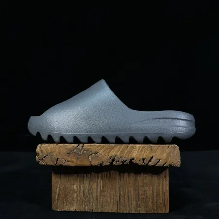 アディダス スリッパ