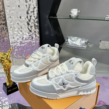 ルイヴィトン カジュアルシューズ