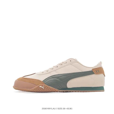 プーマ カジュアルシューズ