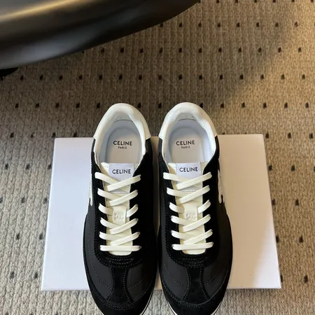 セリーヌ カジュアルシューズ