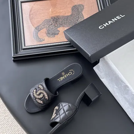 シャネル サンダル
